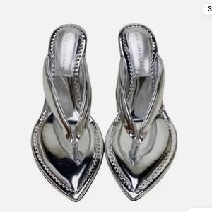 Good American Silver Metallic Pointed-Toe Thong Sandals
